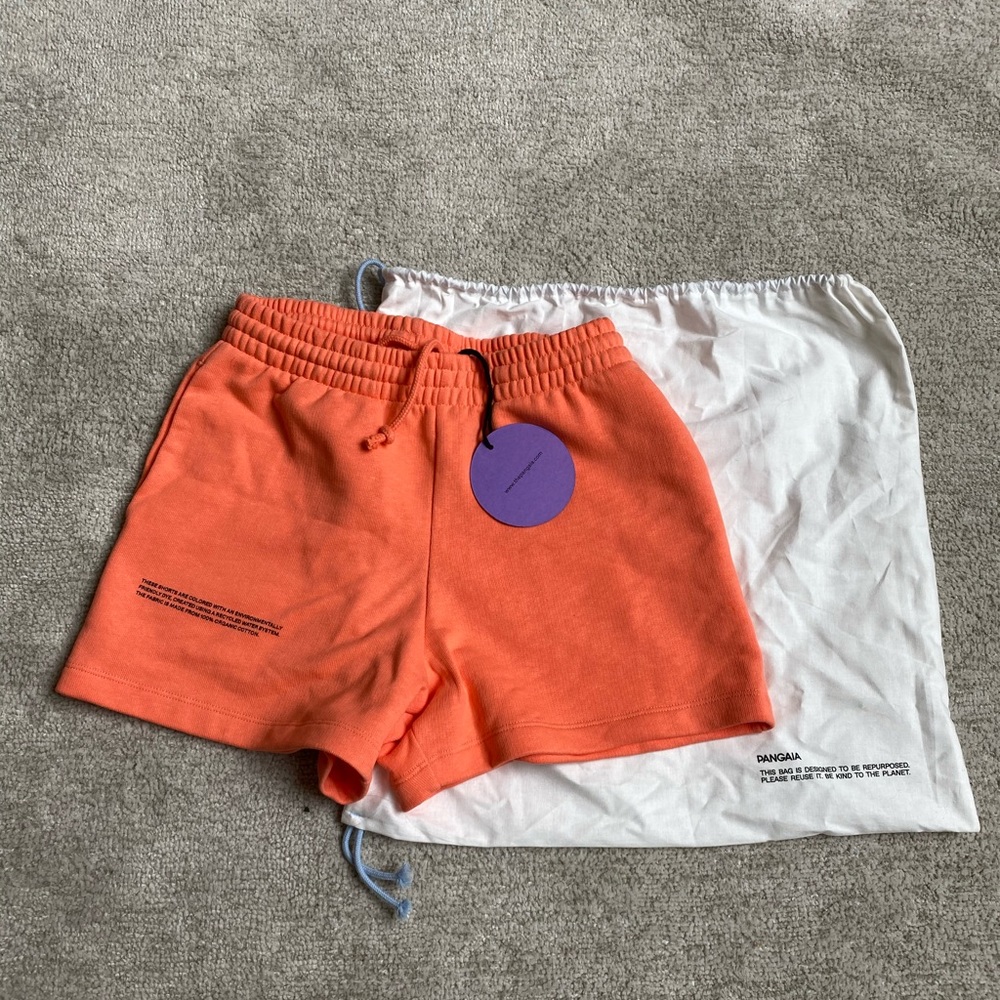Red coral “Red Sea” sweat shorts